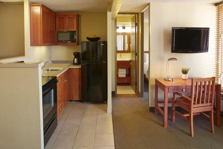 Hotel Aston Pacific Monarch