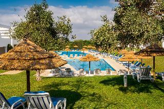 Aparthotel Pateo Village
