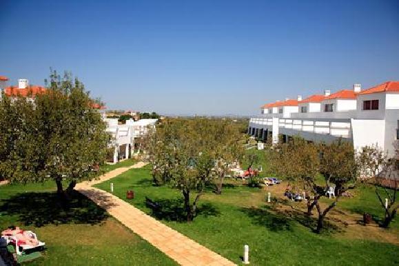 Aparthotel Pateo Village