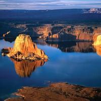 Hotel Lake Powell Resort
