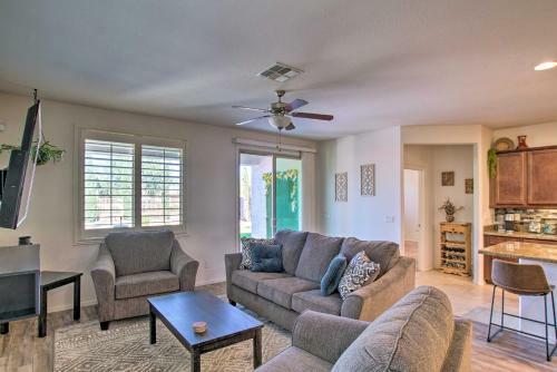 Sunny Oasis In San Tan Valley With Private Yard