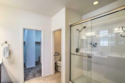 Sunny Oasis In San Tan Valley With Private Yard