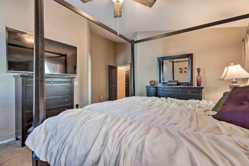 Idyllic Maricopa Home With Private Pool And Bar!