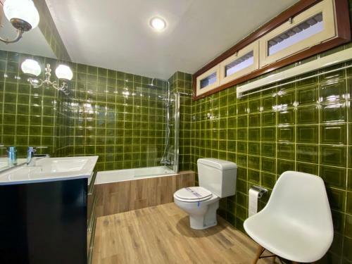 Hostal Menditxo Eder Rooms