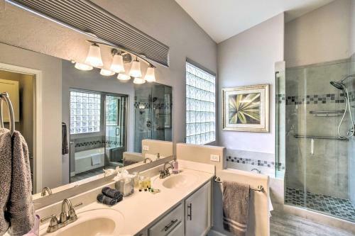 Luxury Mesa Home With Private Yard And Chiminea!