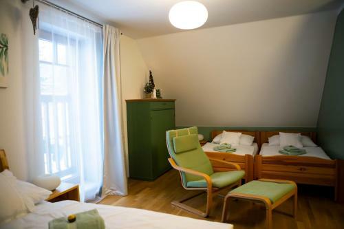 Hostal Vila Apalucha49 ?eladn� - 12 Osob