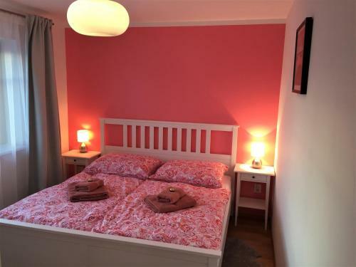 Hostal Vila Apalucha49 ?eladn� - 12 Osob