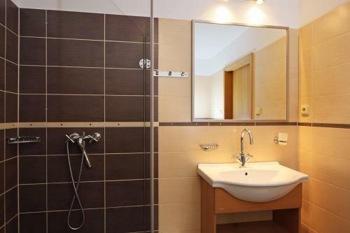 Apartm�ny ?eladn�
