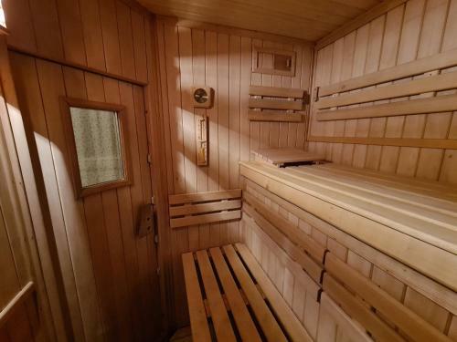 Hostal Penzion Chata U Z�mk?