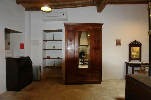 Arkella Cottage By Agroholidays