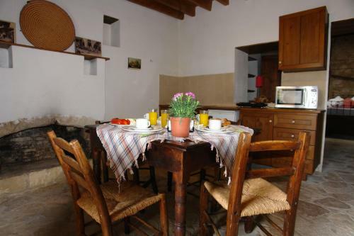 Arkella Cottage By Agroholidays