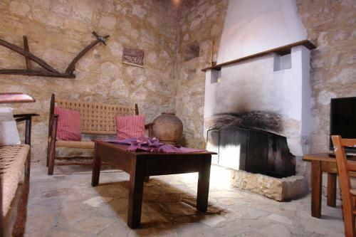 Arkella Cottage By Agroholidays