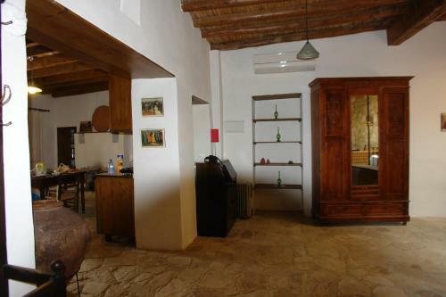 Arkella Cottage By Agroholidays