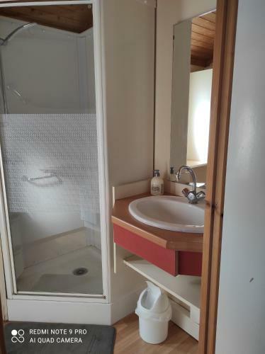Cottage Dans R�sidence Avec Piscine