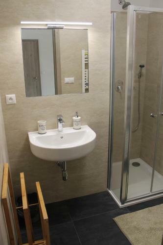 Apartm�n Renata - Slune?n� Louka