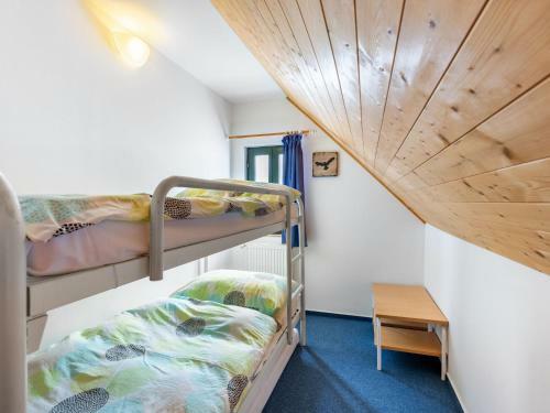 Holiday Home Holiday Hill 64