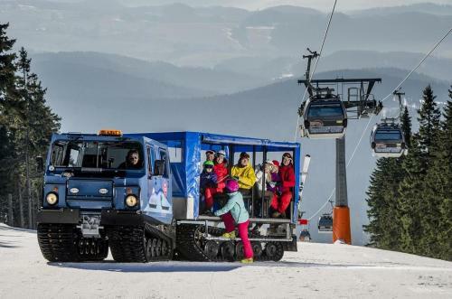 T?ic�tka Na ??astn�m Kopci