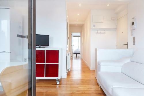 Tabuyo Apartment By Basquehomes