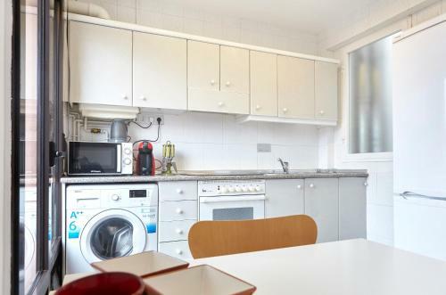 Tabuyo Apartment By Basquehomes