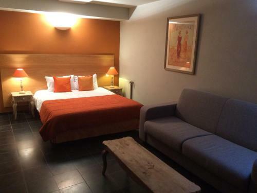 Hotel C�t� Cour