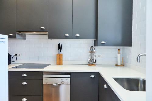 Prim Apartment By Basque Homes