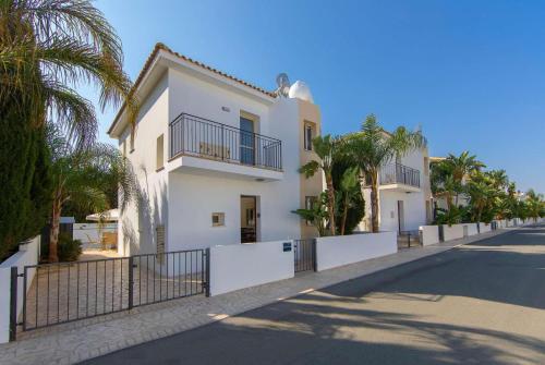 Villa Avocado Palm 23
