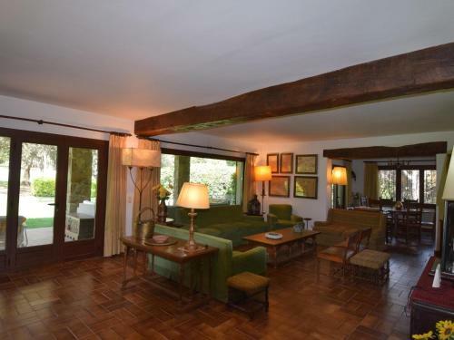 Villa Club