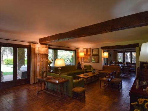 Villa Club