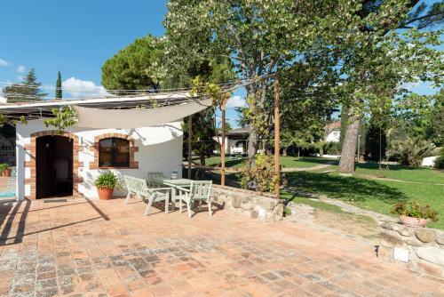 Agroturismo Mas�a Can Manent Del Bosc S XVIII