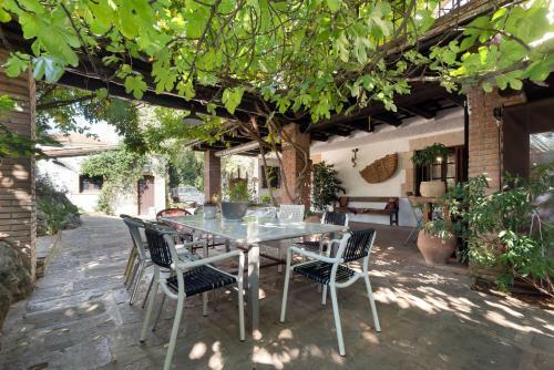 Agroturismo Mas�a Can Manent Del Bosc S XVIII