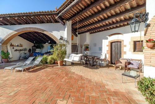 Agroturismo Mas�a Can Manent Del Bosc S XVIII
