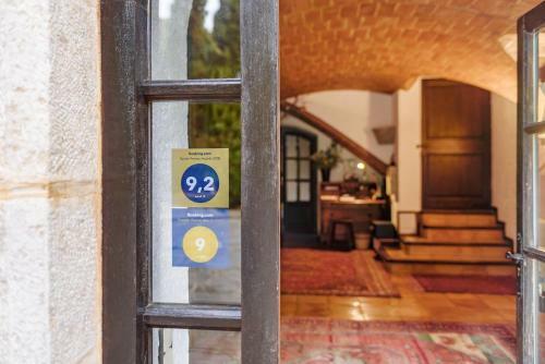 Agroturismo Mas�a Can Manent Del Bosc S XVIII