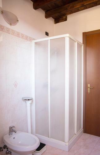 Fulvia - Courtyard Apartment With Balcony