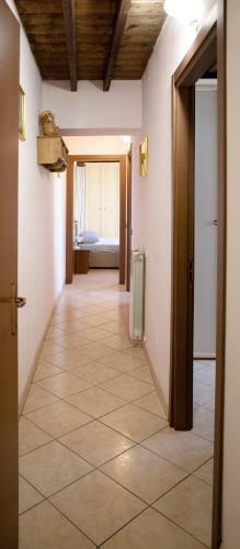 Fulvia - Courtyard Apartment With Balcony
