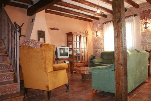 Las Casas De Yag�e, Ayll�n