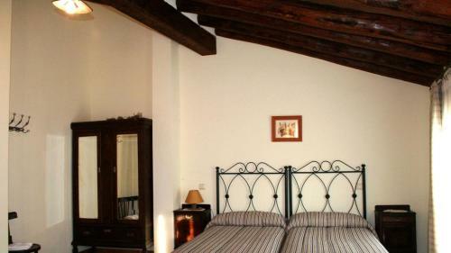 Las Casas De Yag�e, Ayll�n