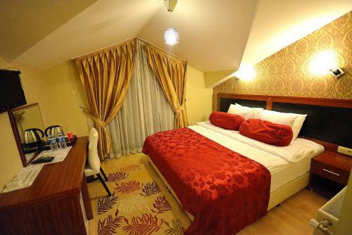 Velena Hotel