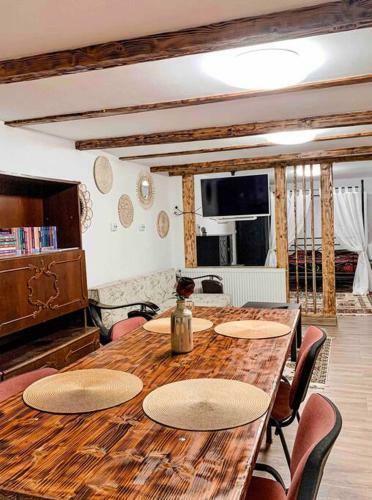 Garage Apartment R�?nov