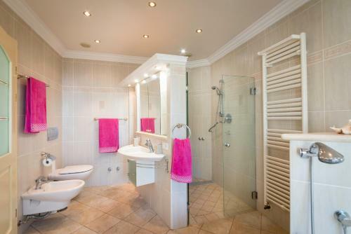 Relaxing Villa With Heated Pool And Ocean View