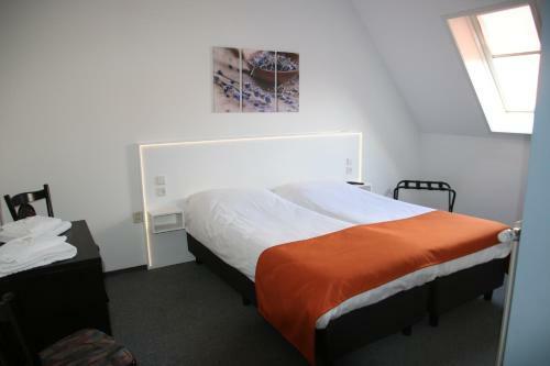 Hotel De Stadsboerderij/ Eetcaf� De Brabander