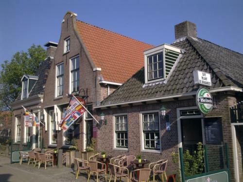Hotel De Stadsboerderij/ Eetcaf� De Brabander