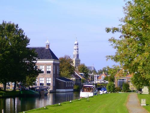 Hotel De Stadsboerderij/ Eetcaf� De Brabander
