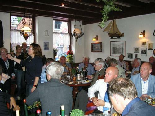 Hotel De Stadsboerderij/ Eetcaf� De Brabander