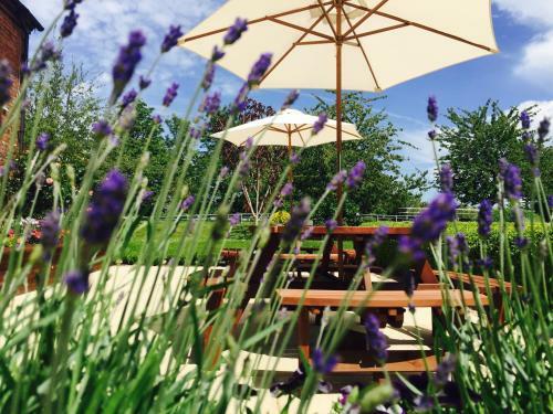 Kingswell Hotel & Restaurant