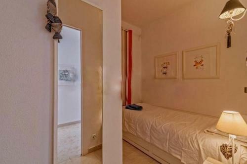 Chalet Santa Susana
