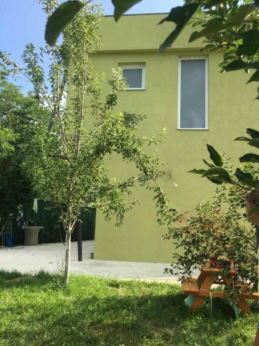 Hostal Farm Guesthouse