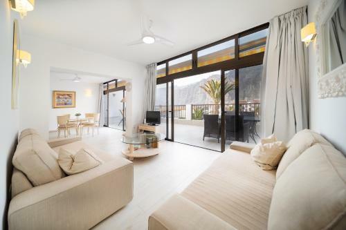 Apartamento Oasis Bay - Cliffs, Beach, Town Center