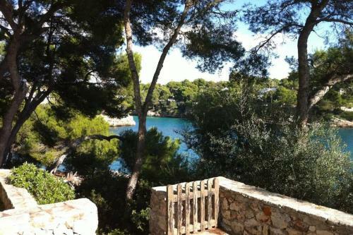 Sea Frontline Apartment 'ernesto'. Pool. Wifi