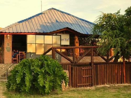 Complejo Tur�stico Laguna Azul, Los Molles / San Luis