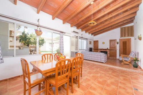 Ca Na Dora